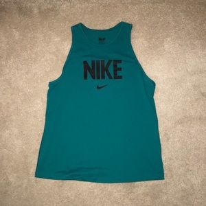 Workout tank